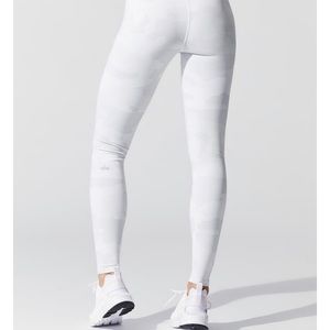 ALO YOGA High waist WHITE camo yoga pants